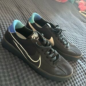 Nike SB Bruin React- size 7